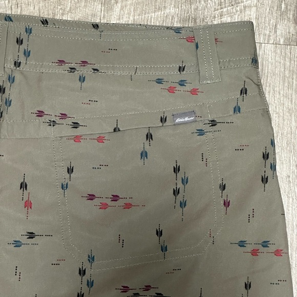 Women's Eddie Bauer Golf 14 Large Skort Olive Green Active Stretch Pockets NWOT - Picture 8 of 10